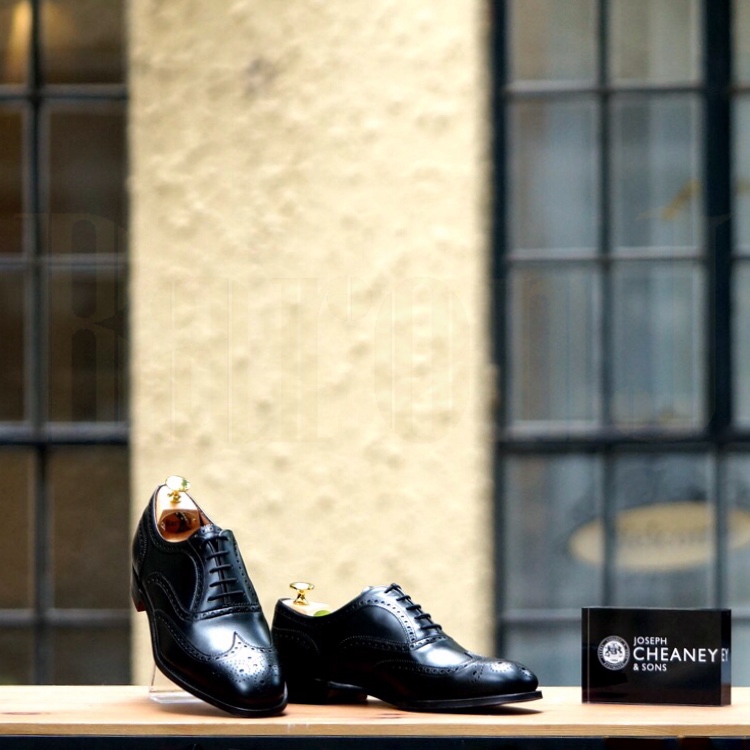 Cheaney Arthur III Brogues In Black